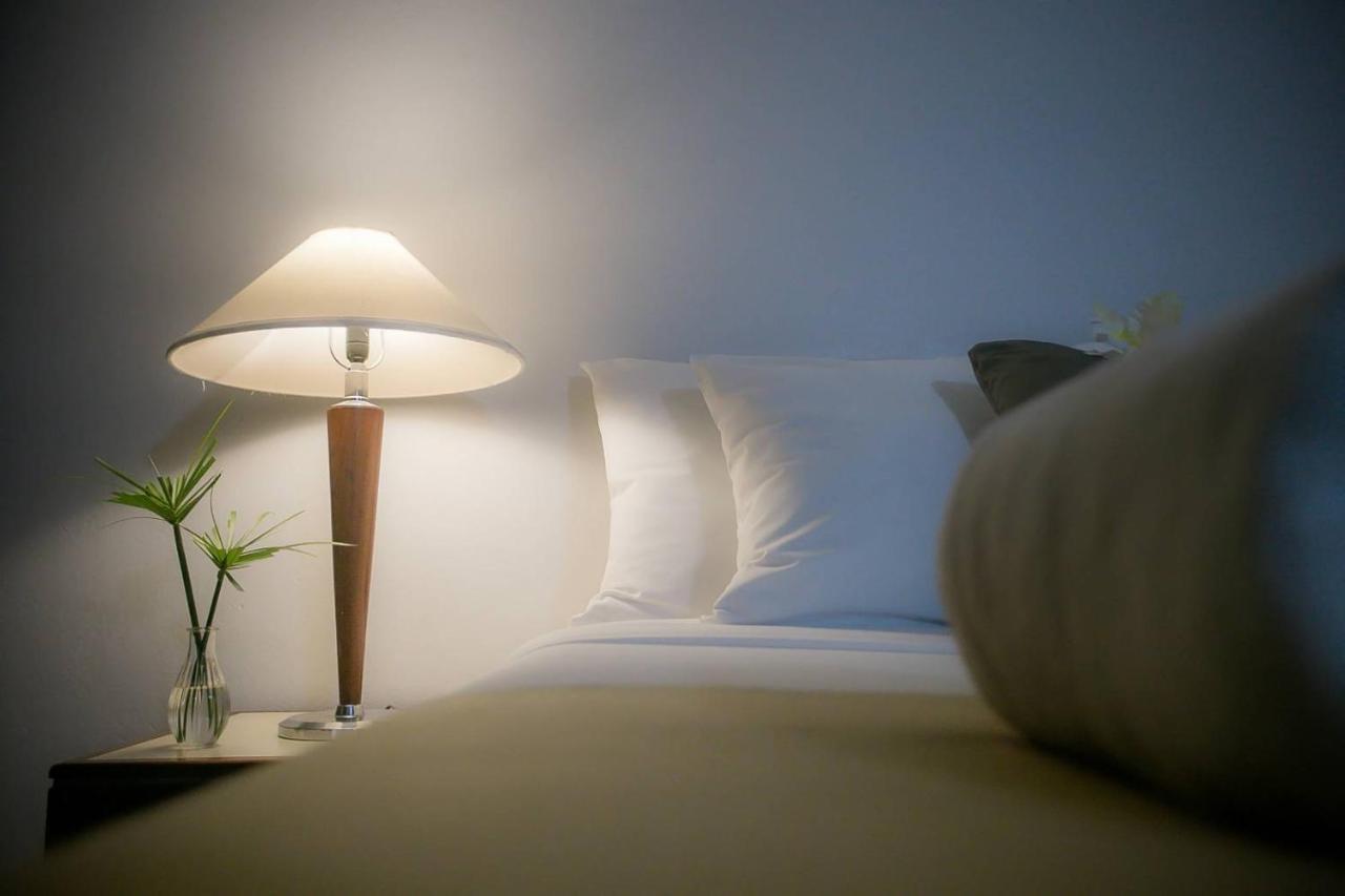 Friday Hotel Uttaradit Bagian luar foto